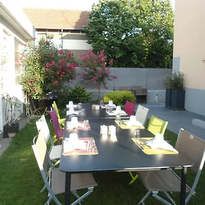 Bed & Breakfast D'hotes Les Muriers, Romans-sur-Isere