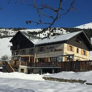 Hotel La Foret De Maronne, La Garde (Isere)